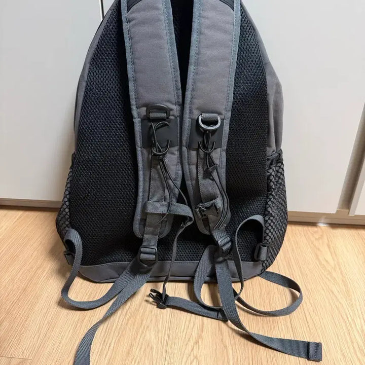 [BUNJANG] AND WANDER 20L Gray Daypack Backpack / AND WANDER Gray 20L 데이팩 백팩