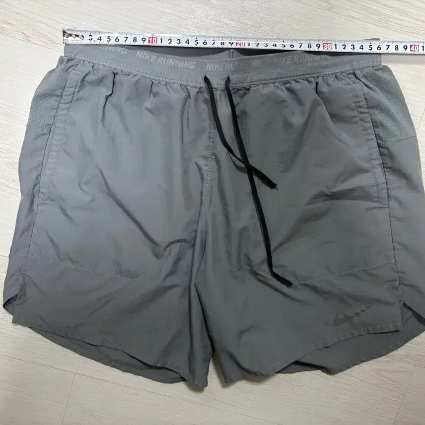 [SOLD OUT] 나이키 러닝용 반바지 판매합니다!!!