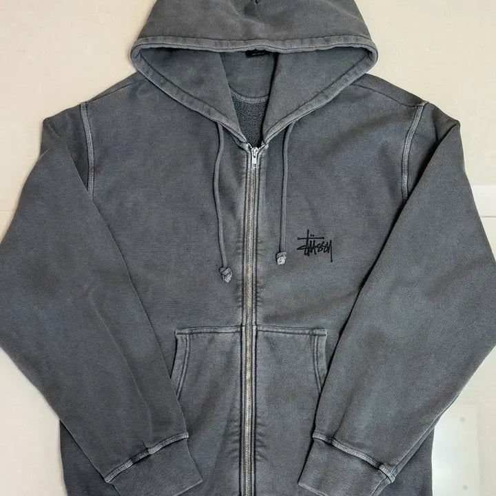 [BUNJANG] Stussy Basic Pigment Dyed Zip Hoodie Black / 스투시 베이직 피그먼트 다이드 집 후드 집업 블랙