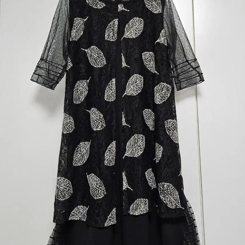 [BUNJANG] Lee Sang Bong See-through Lace Dress Size 66 / (새상품) 이상봉 원피스 (66)