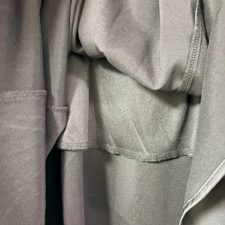 [BUNJANG] Satin Flare Skirt Black / 새틴 플레어 스커트 블랙