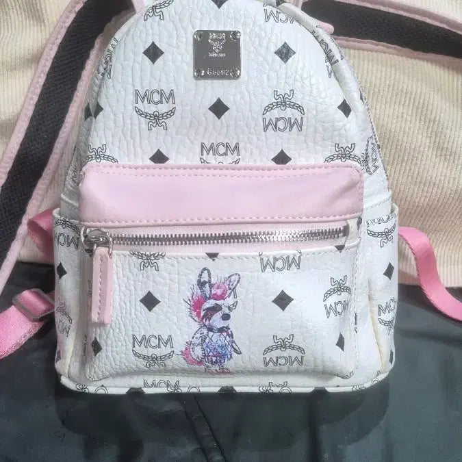 [BUNJANG] MCM Stark Rabbit Print Coated Small Backpack / MCM  스타크  비세토스  래빗~~  프린트  코팅  스몰 백팩:최저가