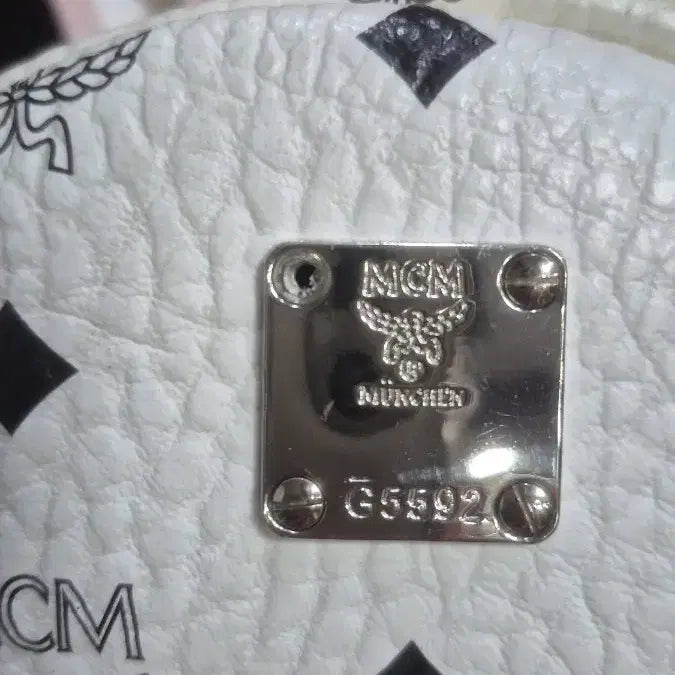 [BUNJANG] MCM Stark Rabbit Print Coated Small Backpack / MCM  스타크  비세토스  래빗~~  프린트  코팅  스몰 백팩:최저가