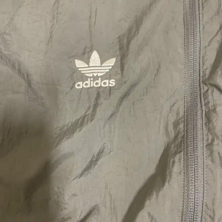 [BUNJANG] Adidas Real Madrid Windbreaker Jacket / 아디다스 레알마드리드 바람막이