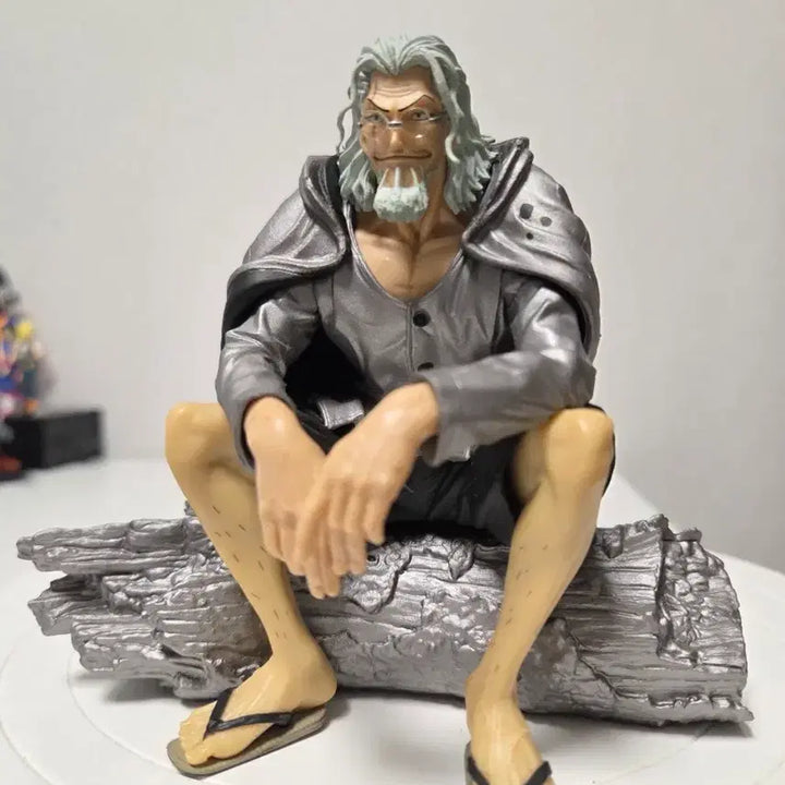 [BUNJANG] One Piece Silver Rayleigh Figure (No Box) / 원피스 실버즈 레일리 피규어(노박스)