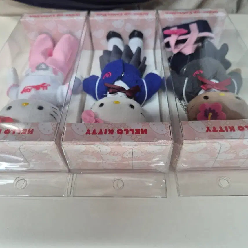 [BUNJANG] Hello Kitty Dress-Up Collection Dolls Set of 3 (Sealed) / 헬로키티 드레스업 컬렉션 인형 3종 미개봉 셋트