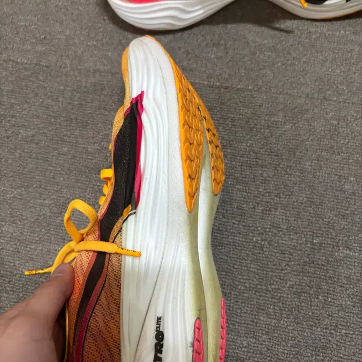 [BUNJANG] Puma Deviate Nitro Elite 3 Running Shoes (Carbon Fiber) Size 275 / 푸마 디비에티트 나이트로 엘리트3 사이즈275 (카본화)