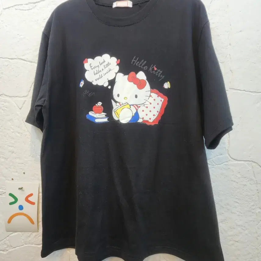 [BUNJANG] Hello Kitty Summer Short-Sleeve T-Shirt / 키링키티여름반팔티 (새상품)