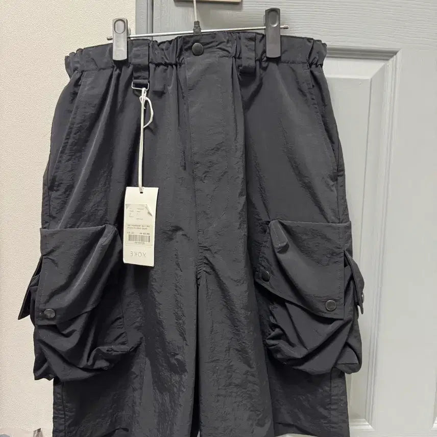 [BUNJANG] yoke Tokyo Utility Black Shorts Size 2 / 요크 yoke 도쿄 유틸리티 블랙 쇼츠 2사이즈 판매 안셀름 코모리