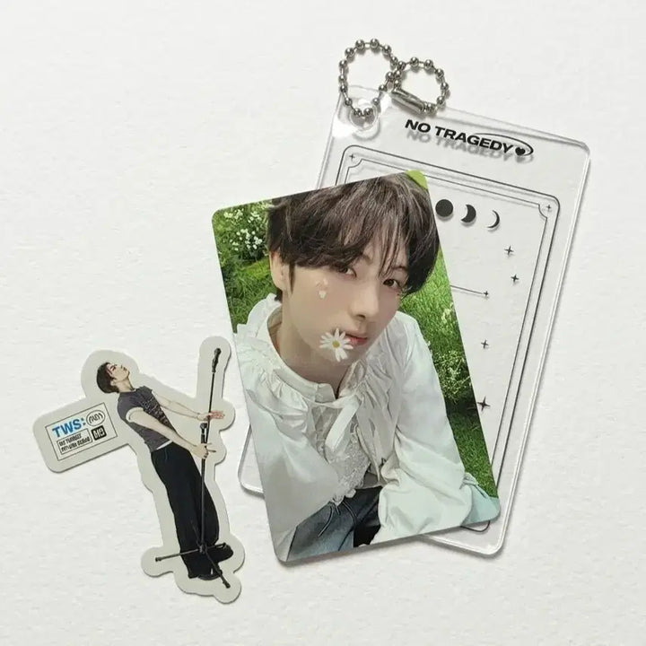 [BUNJANG] NO TRAGEDY Youngjae Photocard &amp; Photocard Holder Set / NO TRAGEDY 영재 포카+포카홀더