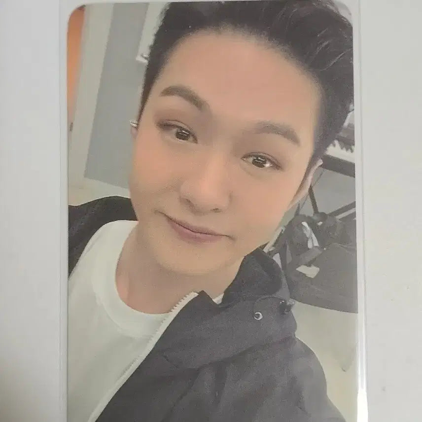 [BUNJANG] Lee Changsub Inside Concert Photobook Photocard / 이창섭 inside 콘서트 포토북 포카
