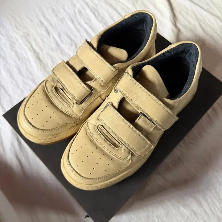 [BUNJANG] Acne Studios Steffey Velcro Sneakers Beige / 아크네스튜디오 베이지 스테피 벨크로 스니커즈