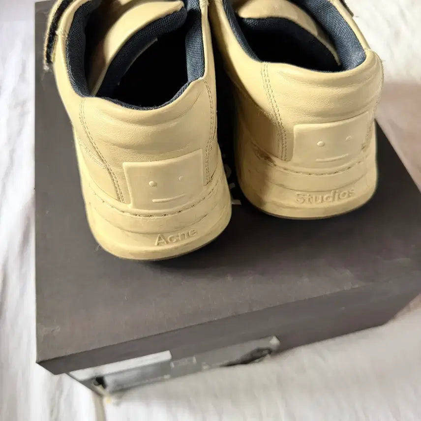 [BUNJANG] Acne Studios Steffey Velcro Sneakers Beige / 아크네스튜디오 베이지 스테피 벨크로 스니커즈
