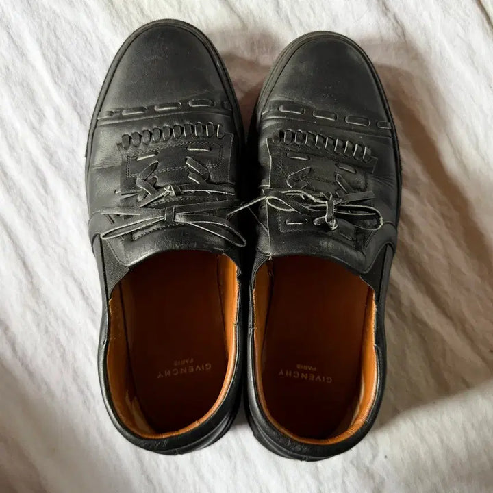 [BUNJANG] Givenchy Tassel Sneakers Black / 지방시 테슬 스니커즈
