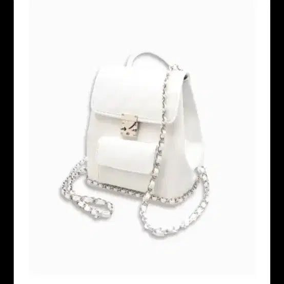 [BUNJANG] MYEYEKO Audrey White Chain Backpack / MYEYEKO 오드리 화이트 체인 백팩
