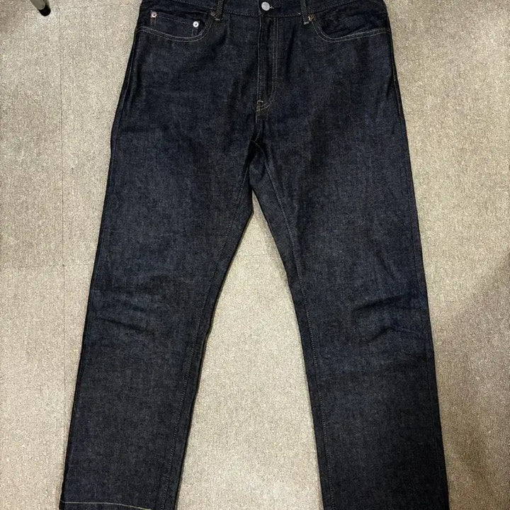 [BUNJANG] Uniqlo Denim Pants Size 34 / 유니클로 데님 34사이즈