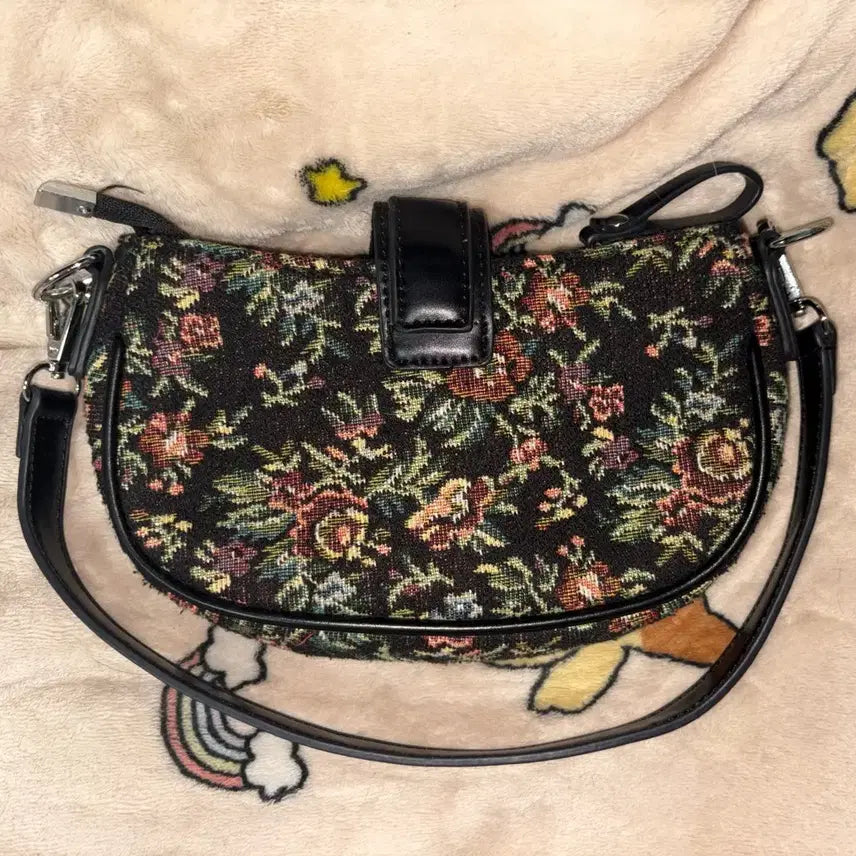 [BUNJANG] Nasty Fancy Club Buckle Shoulder Bag / 네스티팬시클럽 버클 숄더 백