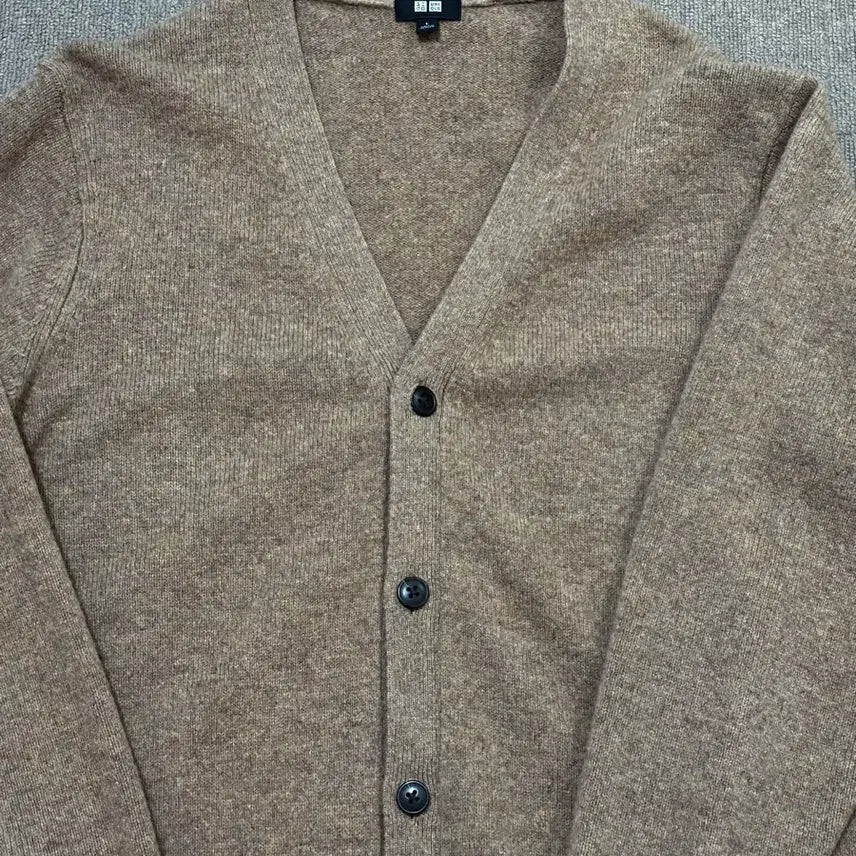 [BUNJANG] Uniqlo Cardigan Knit / 유니클로 가디건 니트