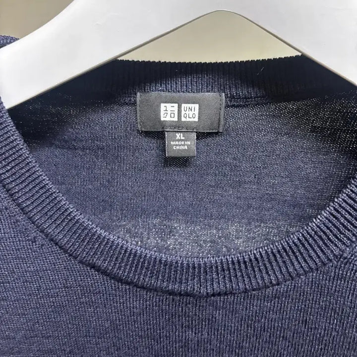 [BUNJANG] Uniqlo Navy Merino Wool Knit Sweater / 유니클로 네이비 메리노울 니트