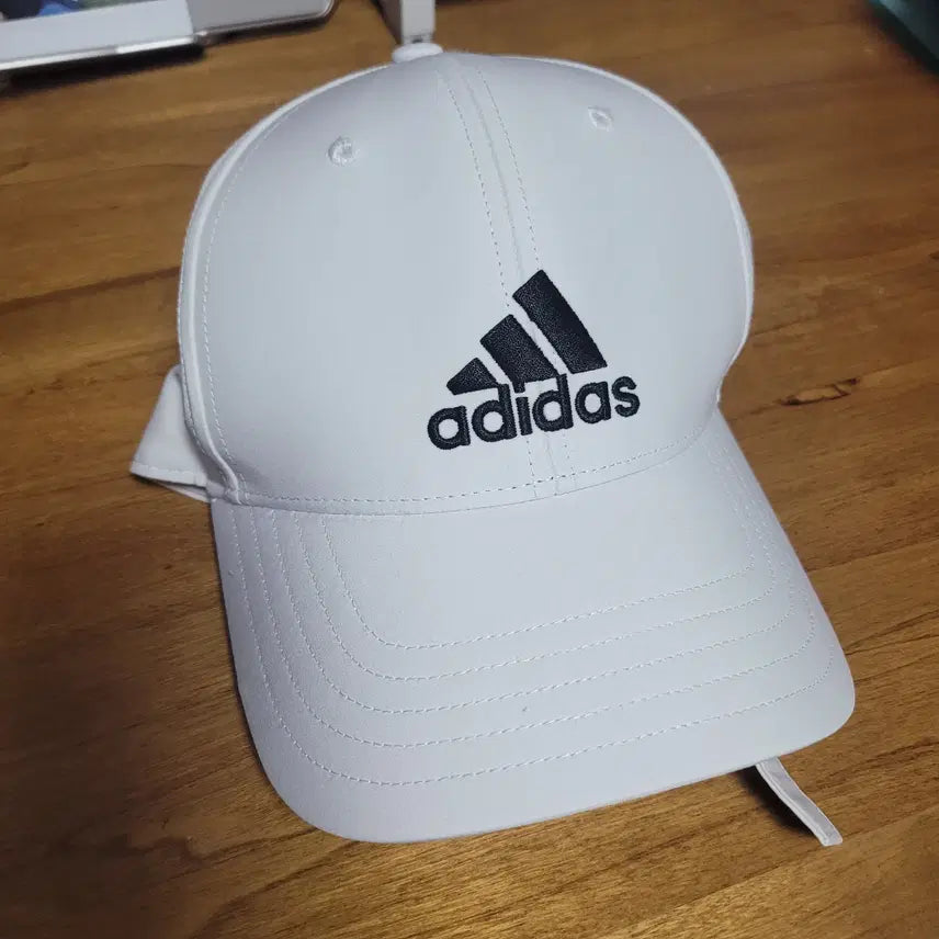 [BUNJANG] Adidas White Baseball Cap / 아디다스 화이트 베이스볼 캡