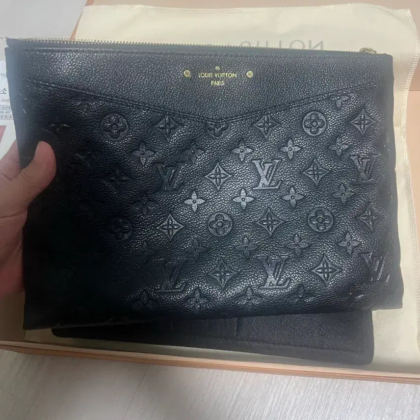 [BUNJANG] Louis Vuitton Empreinte Black Clutch / 루이비통 앙프렝뜨 클러치 블랙