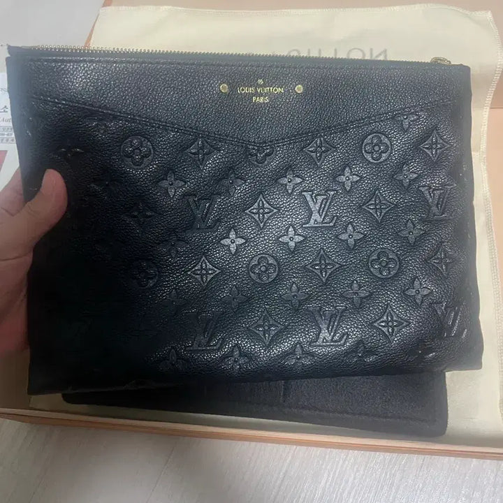 [BUNJANG] Louis Vuitton Empreinte Black Clutch / 루이비통 앙프렝뜨 클러치 블랙