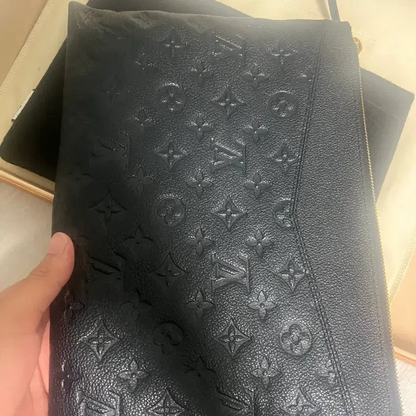 [BUNJANG] Louis Vuitton Empreinte Black Clutch / 루이비통 앙프렝뜨 클러치 블랙