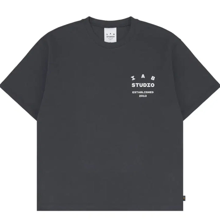 [BUNJANG] IAPP Studio 26 Logo T-Shirt Charcoal White / 아이앱 스튜디오 26 아이앱 티셔츠 차콜 화이트 [L,XL]