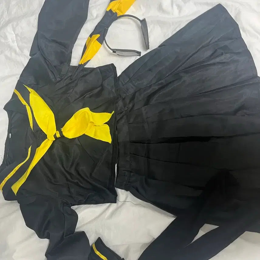[BUNJANG] Kagamine Rin Cosplay Costume / 열등상등 카가미네 린 코스프레 팔아요!!