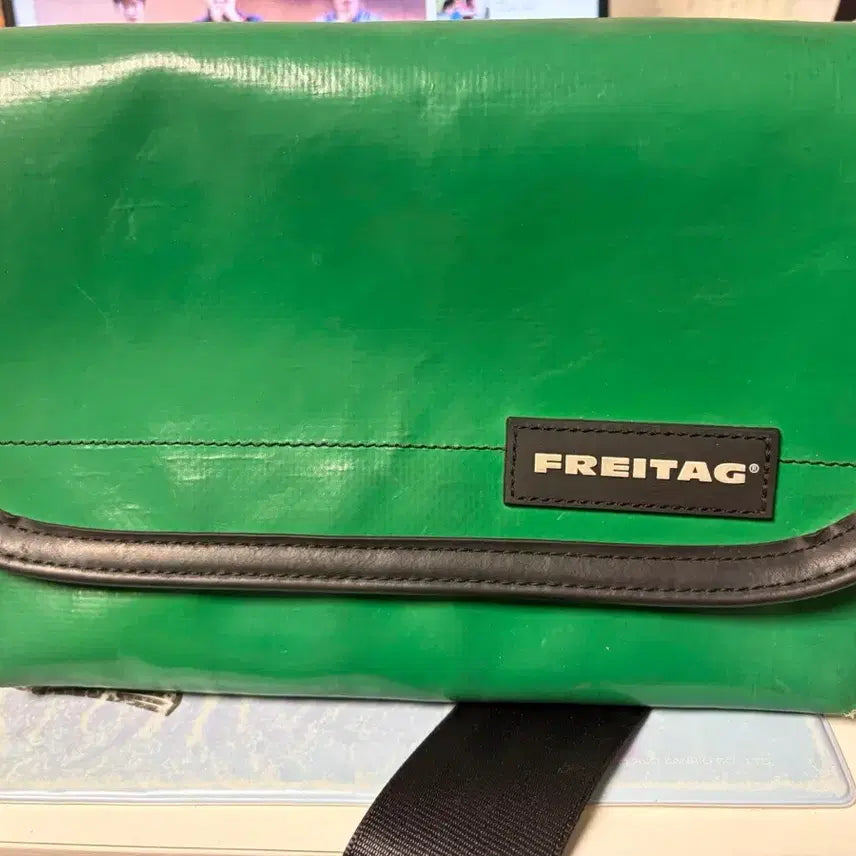 [BUNJANG] Freitag Hapao All Green Bag / 프라이탁 하파오 올초록색