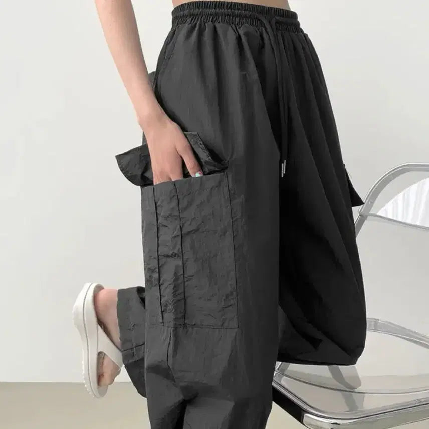 [BUNJANG] Black Two-Way Cargo Jogger Pants / 바스락 투웨이 카고바지 새상품
