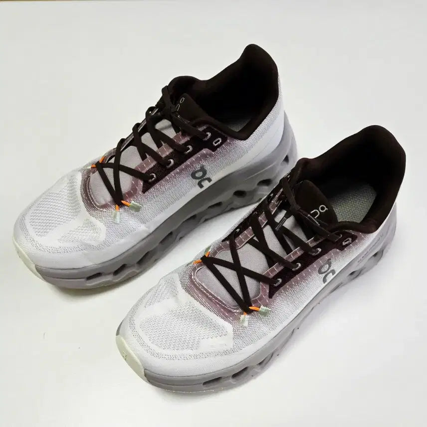[BUNJANG] Onrunning Cloudtec Phase Sneakers White/Gray 240mm / 온러닝 클라우드테크페이즈 화이트/그레이 240mm