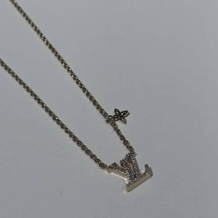 [BUNJANG] Louis Vuitton LV Iconic Necklace Gold / 루이비통 LV 아이코닉 목걸이
