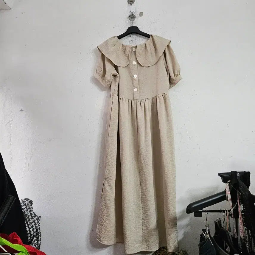 [BUNJANG] Collar Neck Long Dress Beige / 카라넥 롱 원피스 베이지