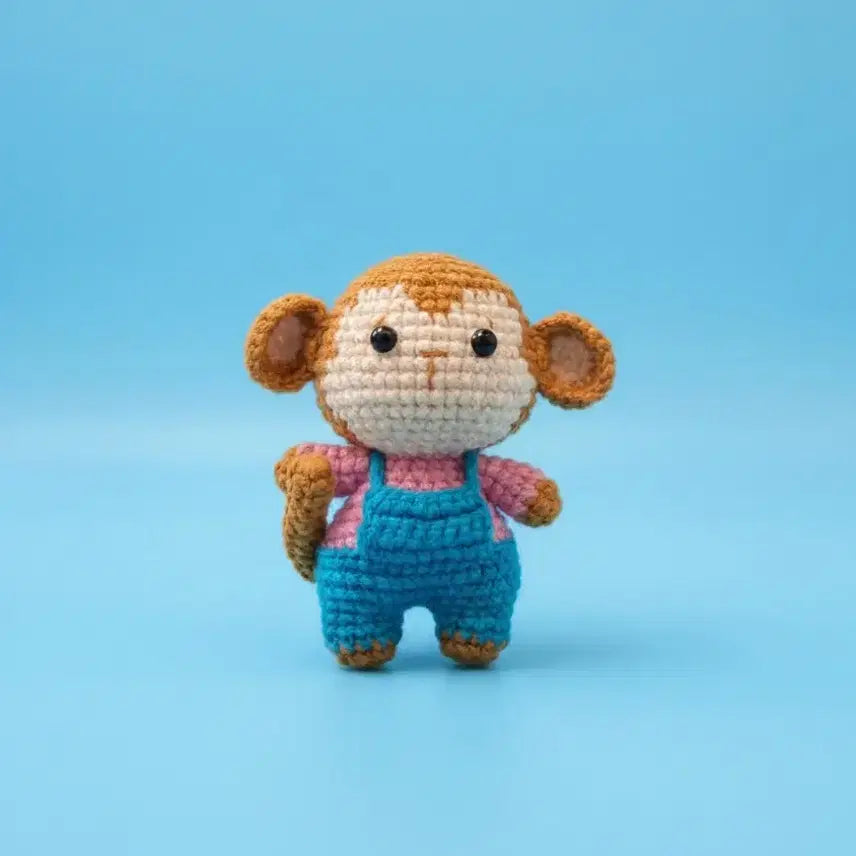 [BUNJANG] Handmade Baby Monkey Keychain (6cm) with Overalls / [미니/6cm] 행운을 부르는 원숭이 - 멜빵바지 아기 원숭이 핸드메이드
