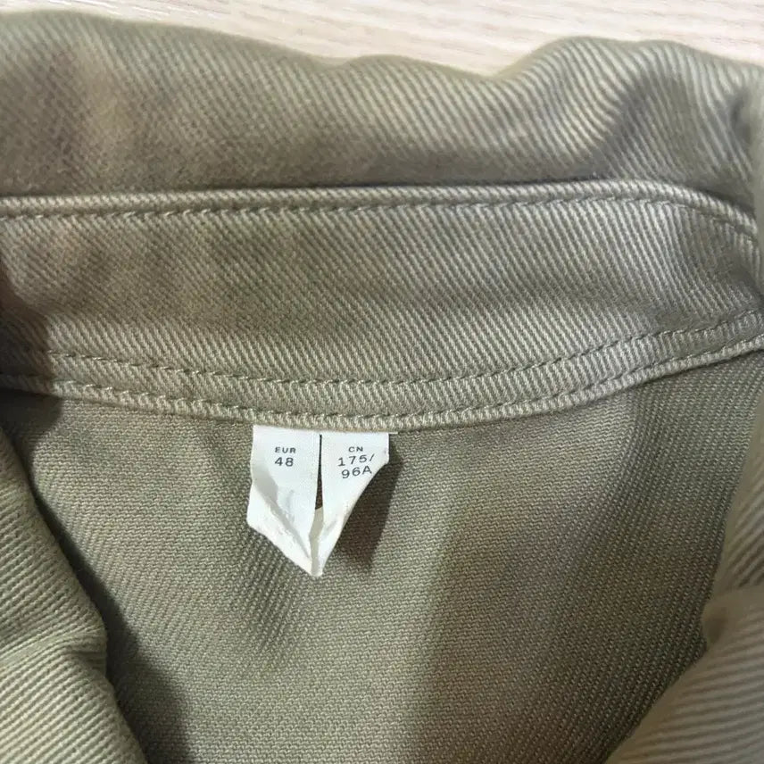 [BUNJANG] Arket Chore Jacket Khaki L / 아르켓 초어자켓 카키 L, 48