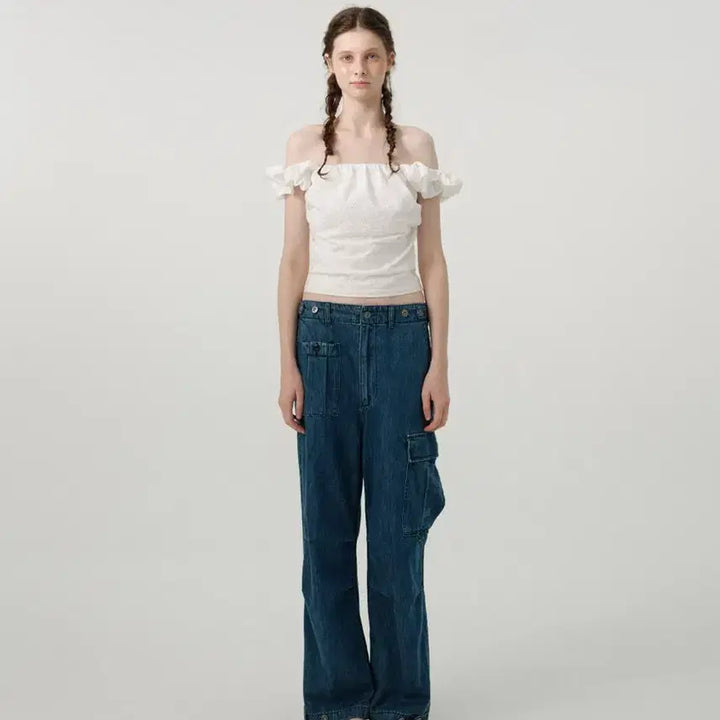 [BUNJANG] The Barnet Flower Eyelet Scrunch Top Blouse / 더바넷 플라워 아일렛 스크런치 탑 블라우스 새상품