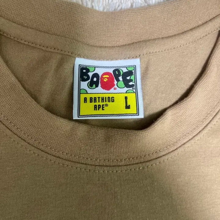 [BUNJANG] Bape Japan City Ape Head T-Shirt Beige / Bape 재팬시티 에이프 헤드 티셔츠 베이지