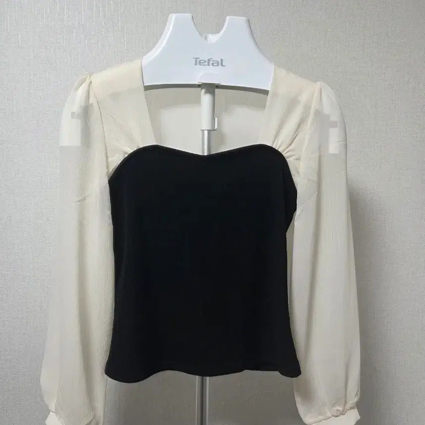 [BUNJANG] Color Block Blouse / 배색 블라우스