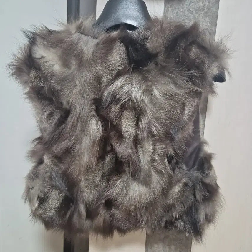 [BUNJANG] Real Fur Bolero Vest - Short Length / 볼레로형 리얼 퍼 베스트 / 숏기장 모피 조끼 55