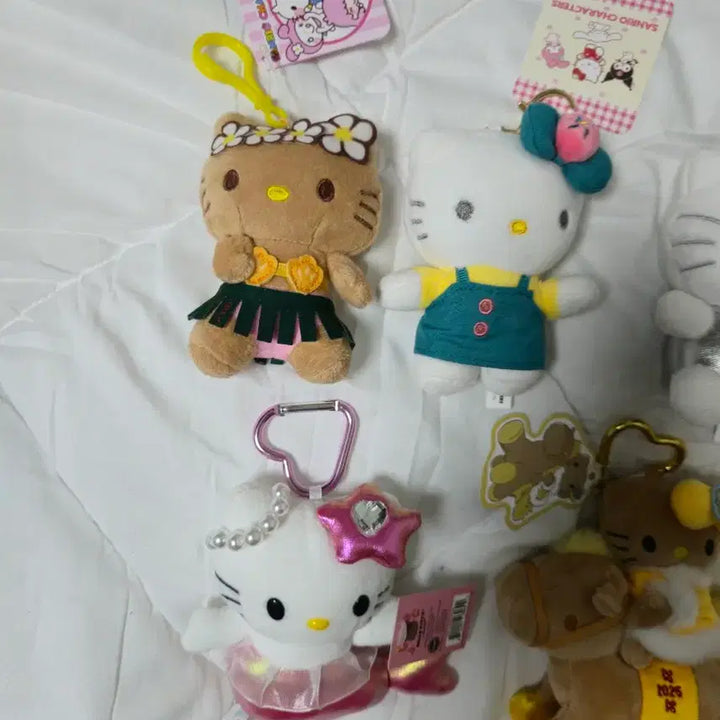 [BUNJANG] Hello Kitty Collection Plush &amp; Keychain Toy Set / 인형모음 키티컬렉션 키티모음 헬로키티 인형 키링 열쇠고리 장난감