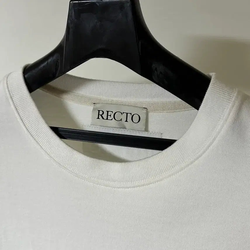 [BUNJANG] RECTO Back Logo Patch Short Sleeve T-Shirt / 렉토 백 로고 패치 반팔 티셔츠 S