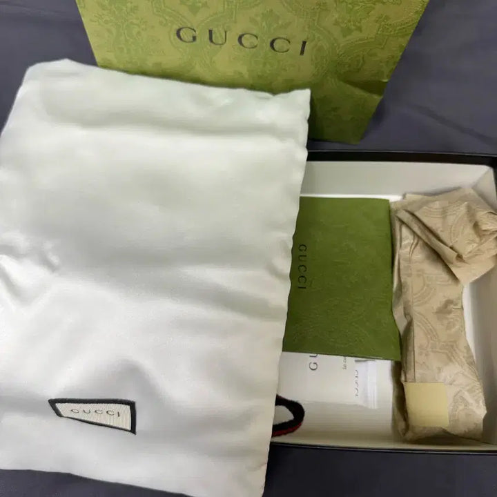 [BUNJANG] Gucci Kingsnake Print GG Supreme Card Case / 구찌 킹스네이크 프린트 GG 수프림 카드 케이스 판매합니다