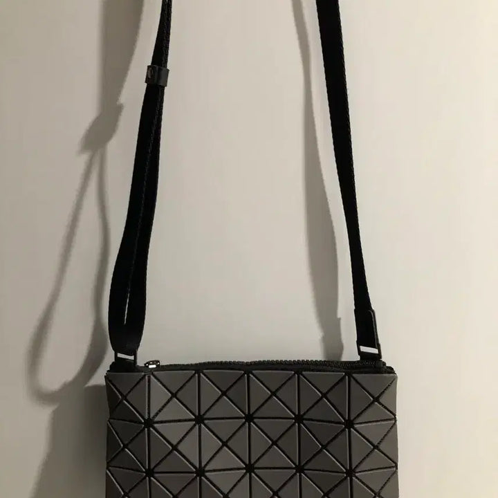 [BUNJANG] Bao Bao Crossbody Bag / 바오바오크로스백