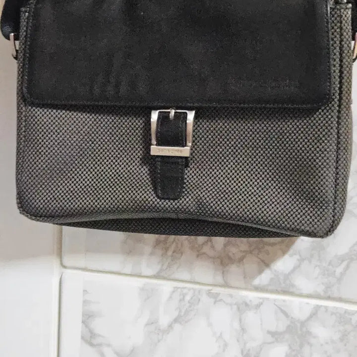 [BUNJANG] Samsonite Unisex Crossbody Bag / 샘소나이트정품공용크로스