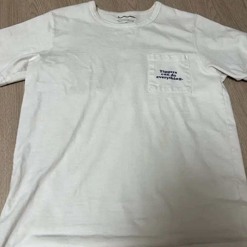 [BUNJANG] Disney Genuine Winnie the Pooh Tigger Short Sleeve T-Shirt (M) / 디즈니 정품 푸 티거 반팔티 M