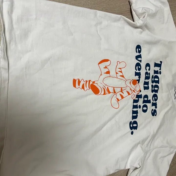 [BUNJANG] Disney Genuine Winnie the Pooh Tigger Short Sleeve T-Shirt (M) / 디즈니 정품 푸 티거 반팔티 M