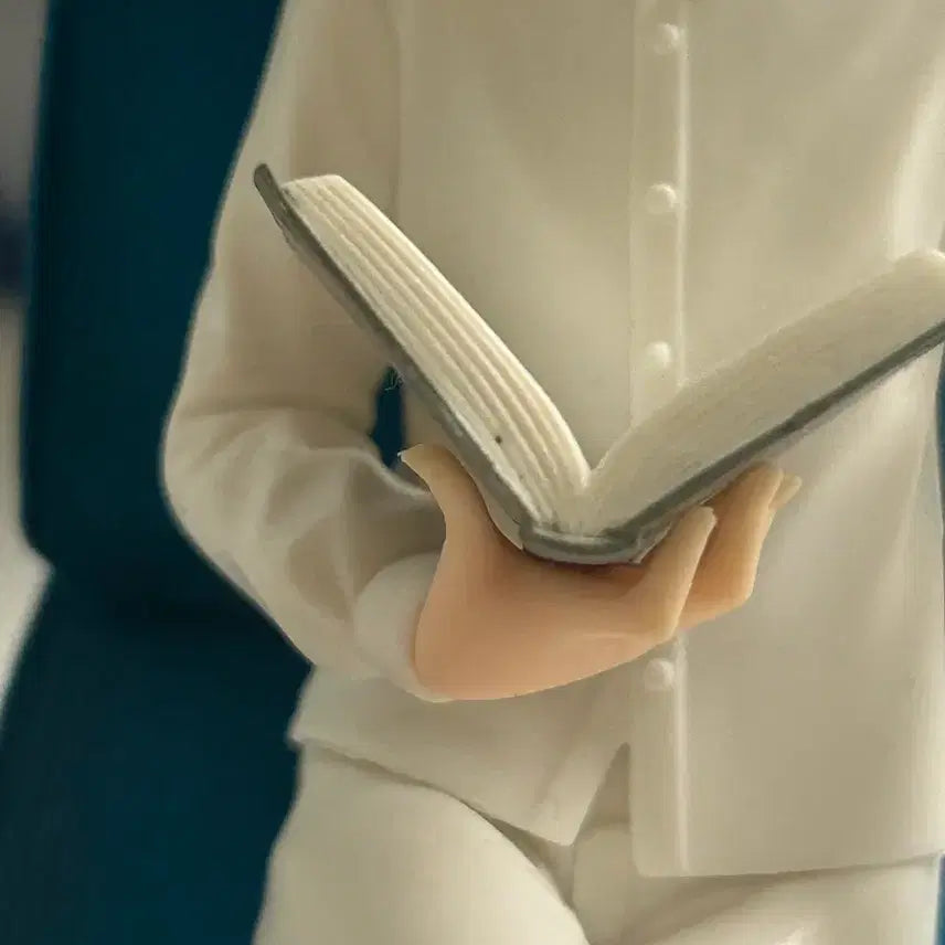 [BUNJANG] The Promised Neverland Ray Figure / 택포) 약속의 네버랜드 레이 피규어