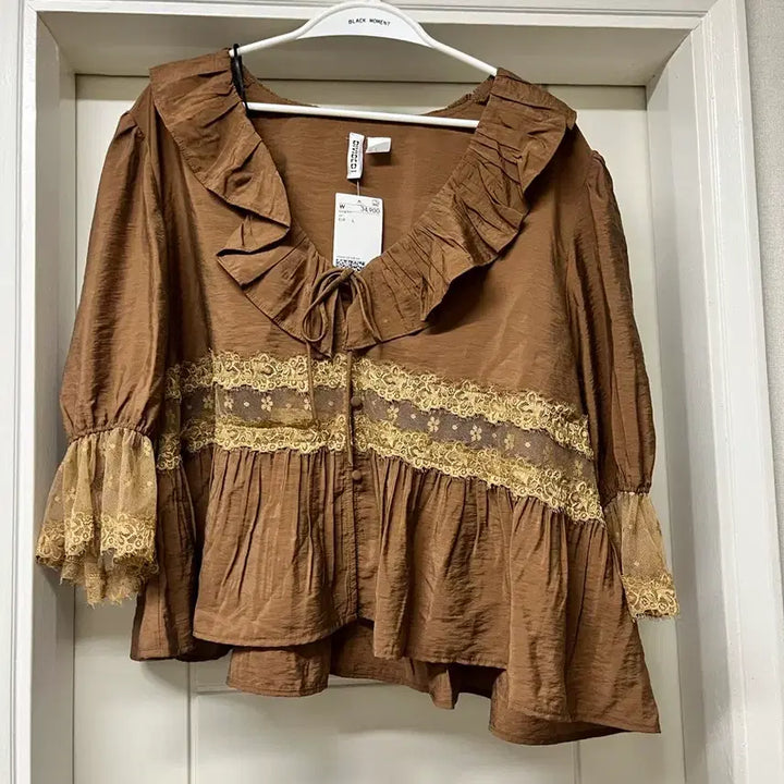 [BUNJANG] H&amp;M Frill Blouse (Brown) / H&amp;M 레이스 디테일 블라우스 새상품
