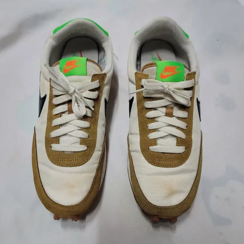 [BUNJANG] Nike Daybreak Sneakers / 나이키 데이브레이크 스니커즈 260